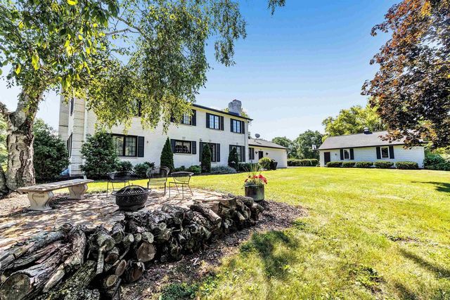 2954 OLD PLANK ROAD, De Pere, WI 54115