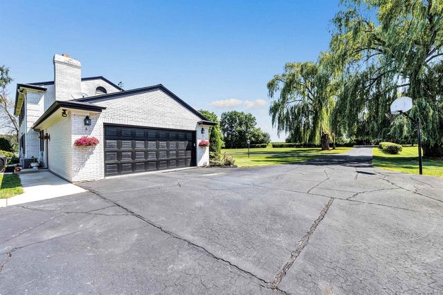 2954 OLD PLANK ROAD, De Pere, WI 54115