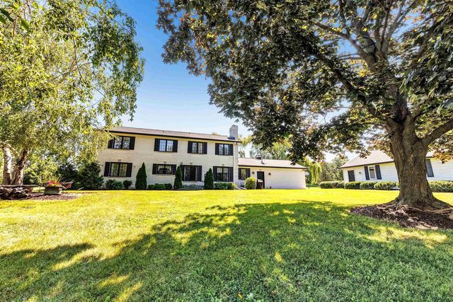 2954 OLD PLANK ROAD, De Pere, WI 54115