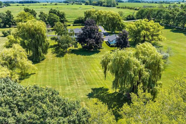 2954 OLD PLANK ROAD, De Pere, WI 54115