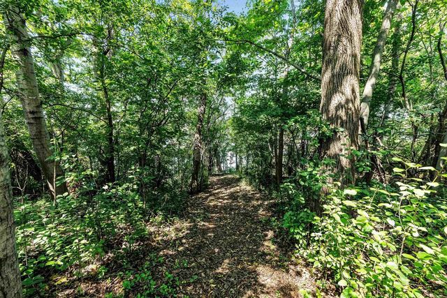 2954 OLD PLANK ROAD, De Pere, WI 54115