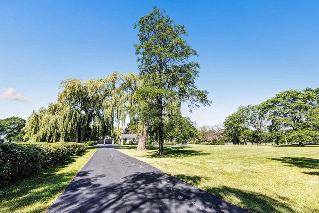 2954 OLD PLANK ROAD, De Pere, WI 54115