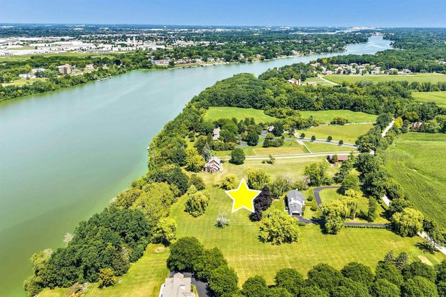 2954 OLD PLANK ROAD, De Pere, WI 54115