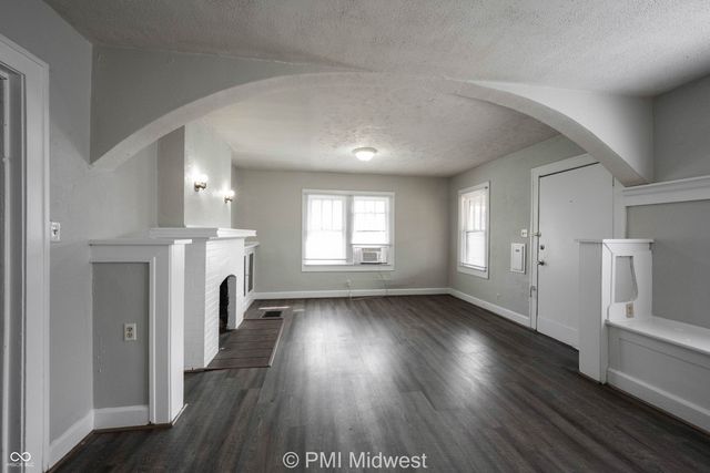 824 E 44th Street, Indianapolis, IN 46205