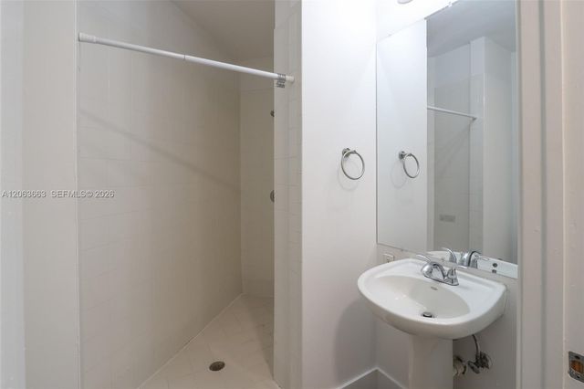2200 NE 4th Avenue 802, Miami, FL 33137