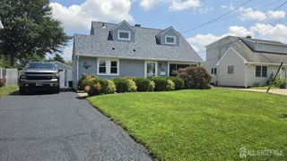 50 Patton Drive, Sayreville, NJ 08872