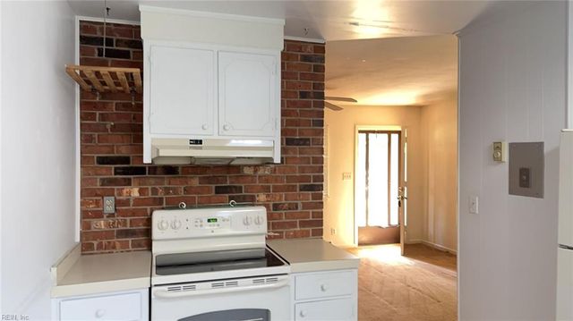 2201 Oak ST, Virginia Beach, VA 23451