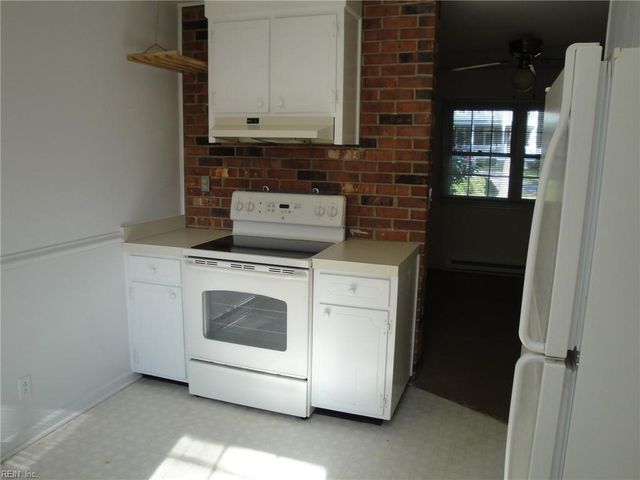 2201 Oak ST, Virginia Beach, VA 23451