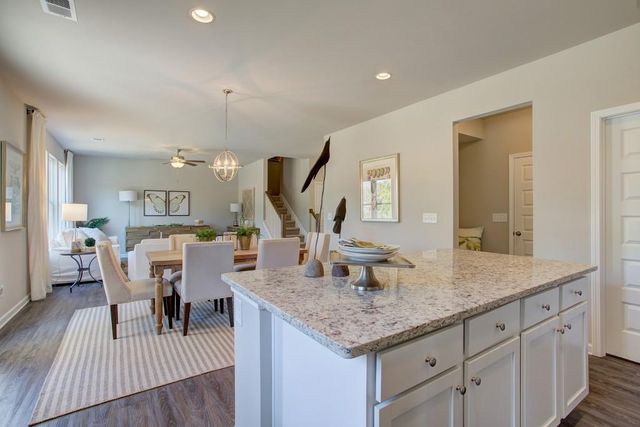 96 Purackal Lane, Statham, GA 30666