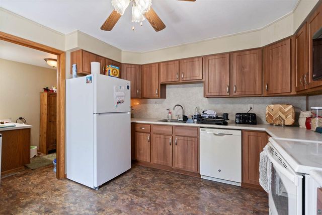 2021 Ohio Ave, Superior, WI 54880