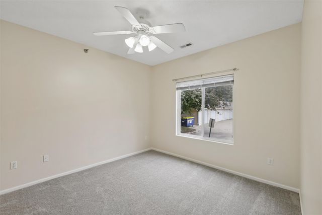 1720 SE LA Grant Parkway 13, Waukee, IA 50263