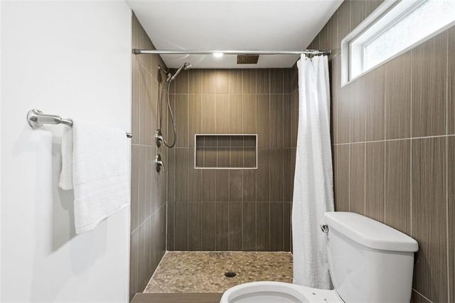 5973 Lights Ferry Road, Flowery Branch, GA 30542