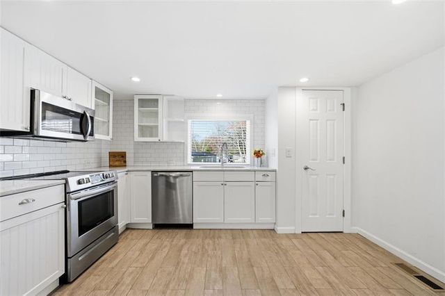 5973 Lights Ferry Road, Flowery Branch, GA 30542