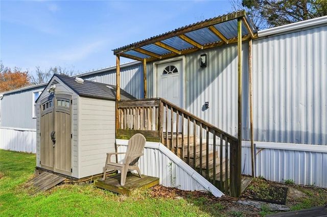 5973 Lights Ferry Road, Flowery Branch, GA 30542