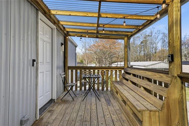 5973 Lights Ferry Road, Flowery Branch, GA 30542