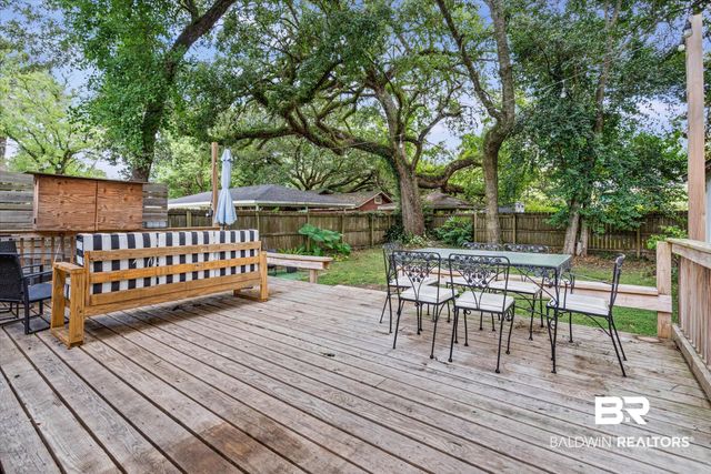 107 Demouy Ave, Mobile, AL 36606