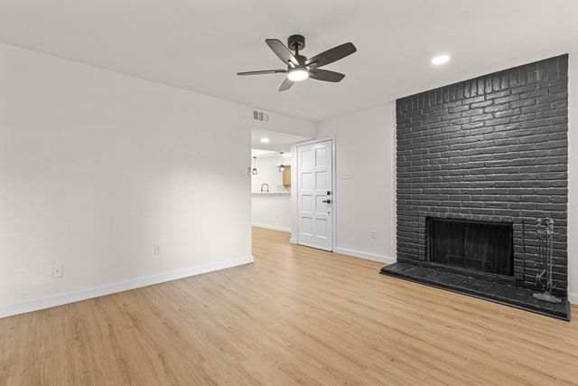 7510 Holly Hill Drive 152, Dallas, TX 75231