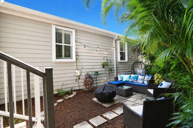 6164 N Ironwood Lane, Atlantis, FL 33462