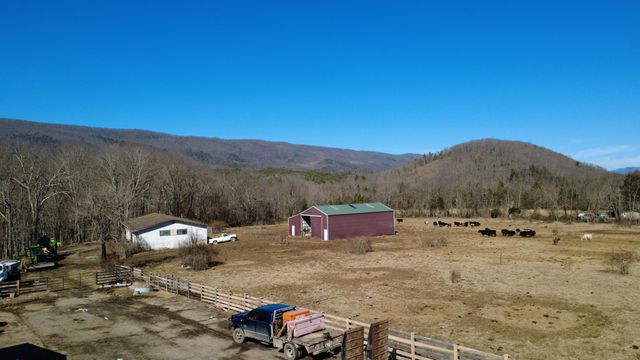 9210 Potts Creek RD, Covington, VA 24426