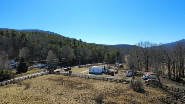 9210 Potts Creek RD, Covington, VA 24426