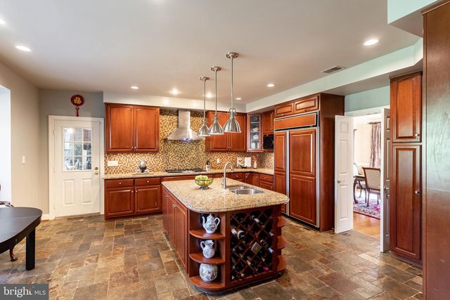 10117 MEYER POINT TER, Potomac, MD 20854
