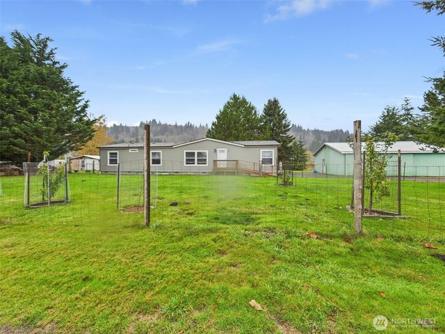 27 Garden Tracts Road, Montesano, WA 98563