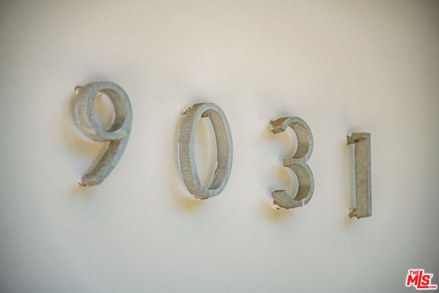 9031 Wonderland Park Avenue, Los Angeles, CA 90046