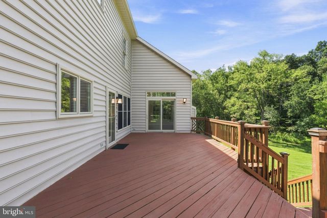 12 WINDFLOWER CT, Reisterstown, MD 21136