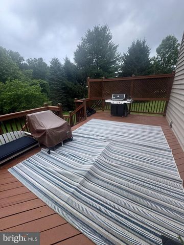 12 WINDFLOWER CT, Reisterstown, MD 21136