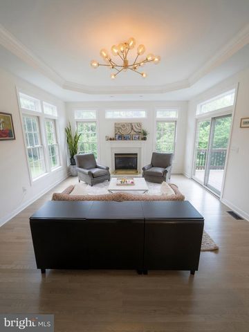 12 WINDFLOWER CT, Reisterstown, MD 21136