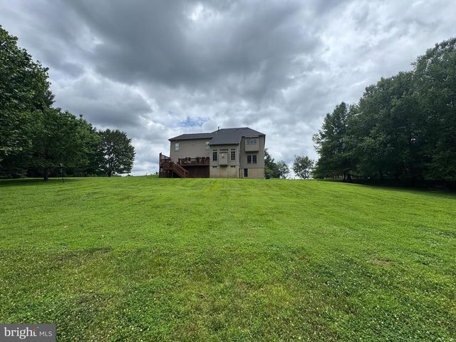 12 WINDFLOWER CT, Reisterstown, MD 21136