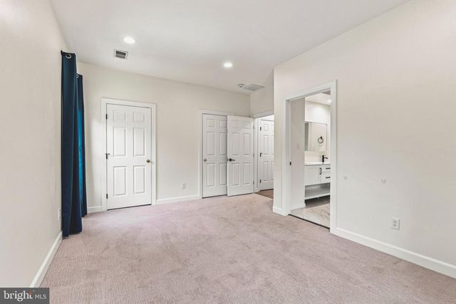 12 WINDFLOWER CT, Reisterstown, MD 21136