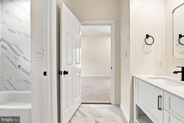 12 WINDFLOWER CT, Reisterstown, MD 21136