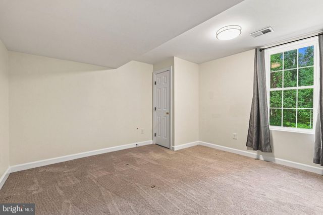 12 WINDFLOWER CT, Reisterstown, MD 21136