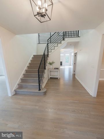 12 WINDFLOWER CT, Reisterstown, MD 21136