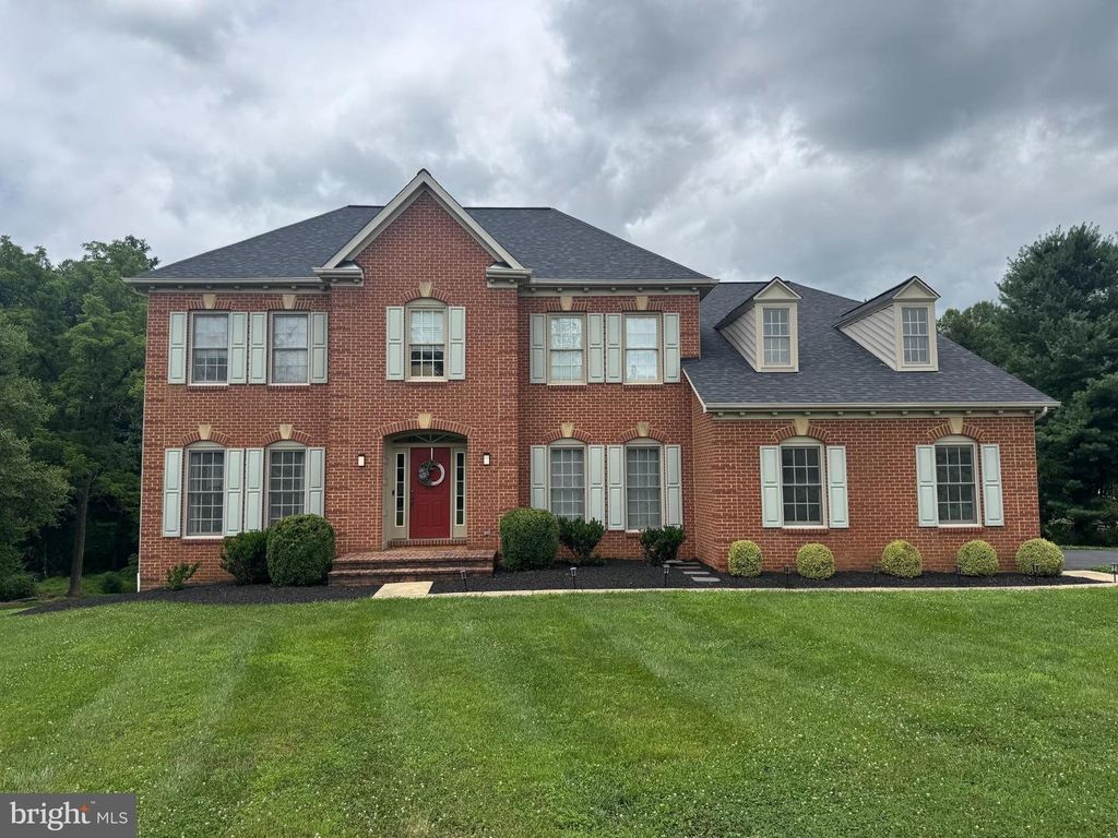 12 WINDFLOWER CT, Reisterstown, MD 21136
