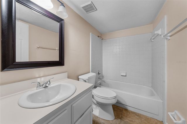 5701 SW 10TH PLACE, Gainesville, FL 32607
