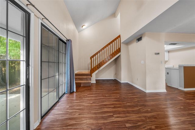 5701 SW 10TH PLACE, Gainesville, FL 32607