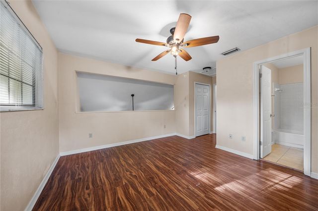 5701 SW 10TH PLACE, Gainesville, FL 32607