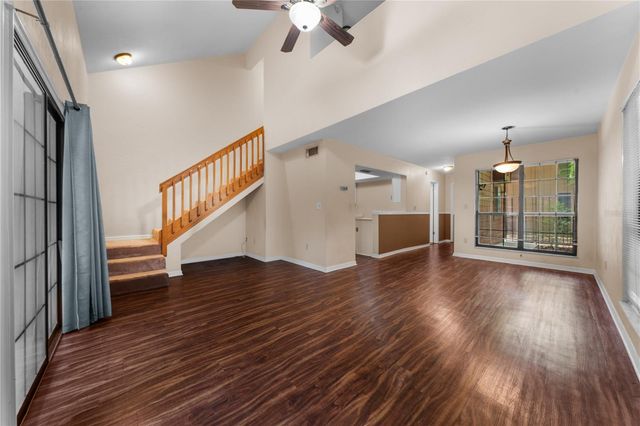 5701 SW 10TH PLACE, Gainesville, FL 32607