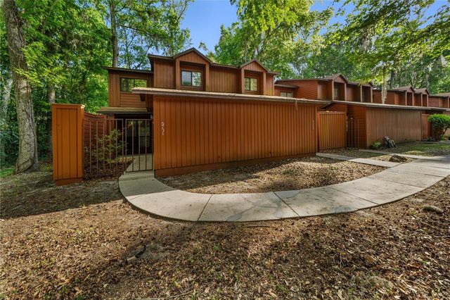 5701 SW 10TH PLACE, Gainesville, FL 32607