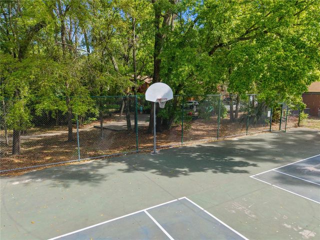 5701 SW 10TH PLACE, Gainesville, FL 32607
