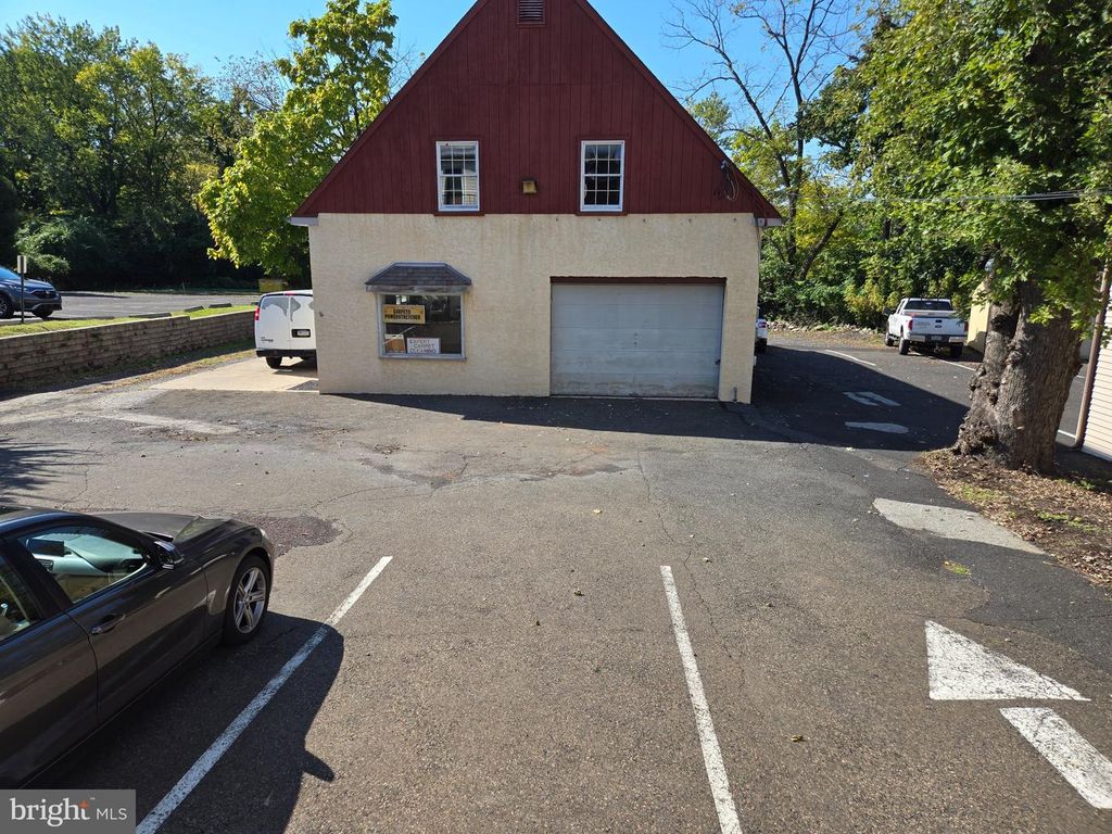 1411 BETHLEHEM PIKE #REAR, FLOURTOWN, PA 19031 — photo 2