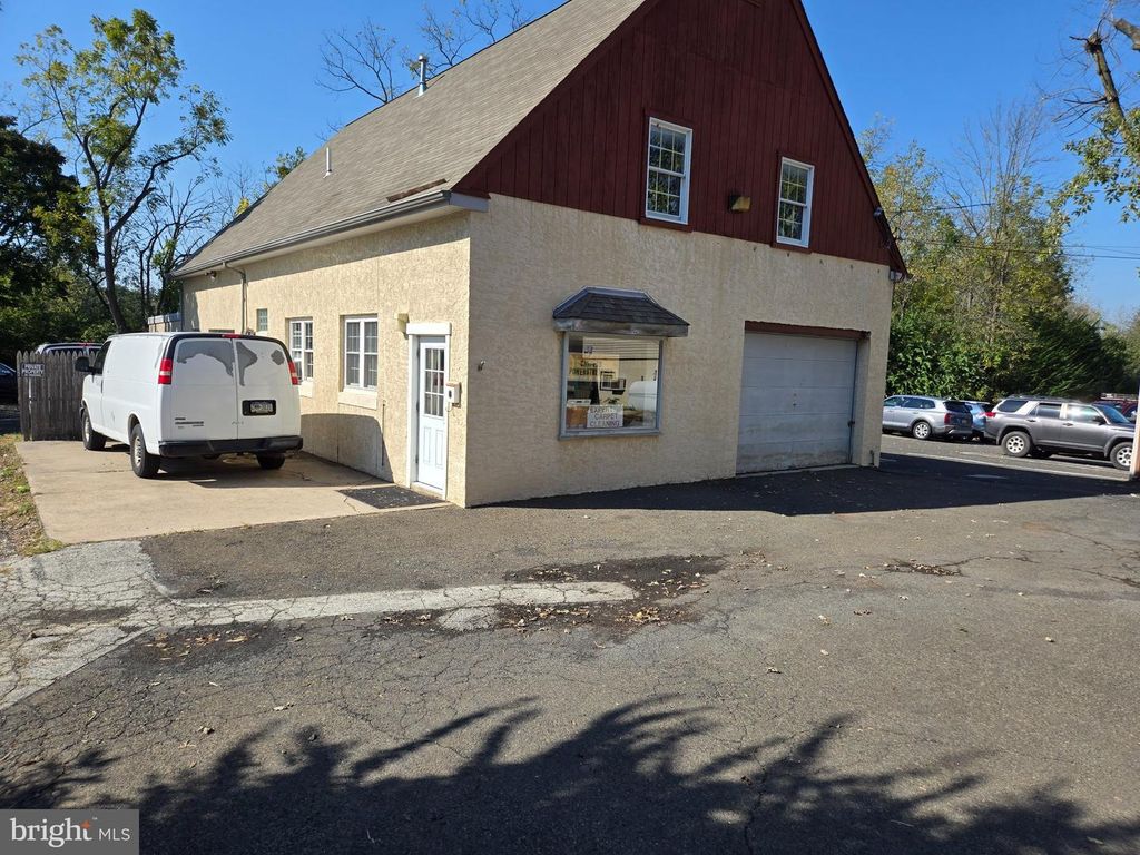 1411 BETHLEHEM PIKE #REAR, FLOURTOWN, PA 19031 — photo 3