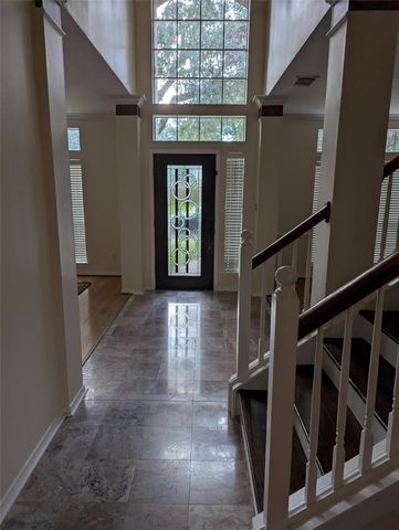 11015 Sporting Hill Lane, Sugar Land, TX 77498