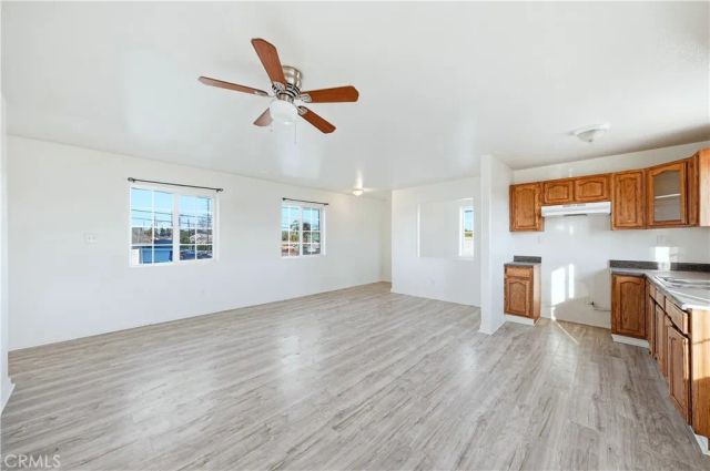 10929 Compton Avenue, Los Angeles, CA 90059
