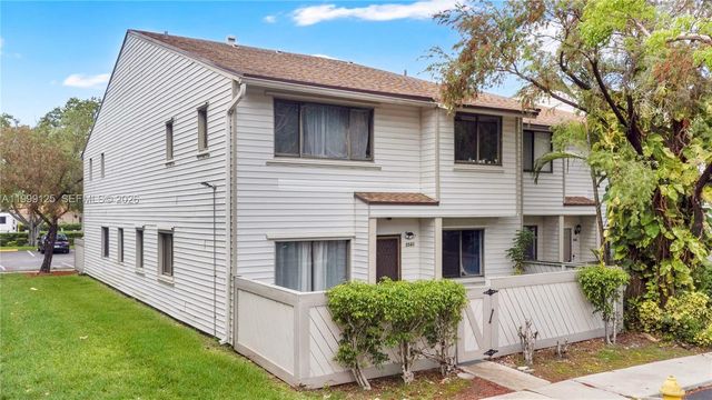 3541 NW 99th Ter 6A, Sunrise, FL 33351