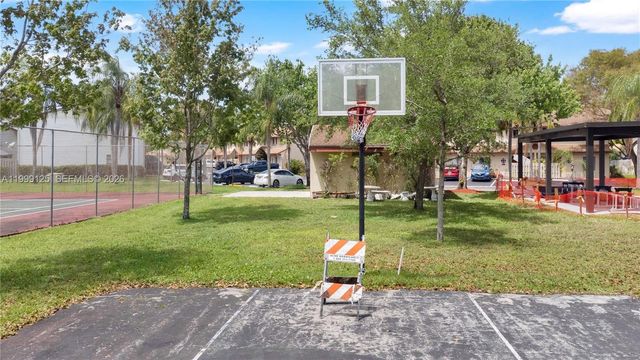 3541 NW 99th Ter 6A, Sunrise, FL 33351