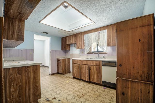 10080 SW 99TH AVENUE, Ocala, FL 34481