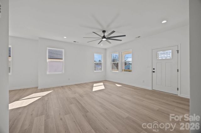 111 E Earnhardt Street, Salisbury, NC 28144